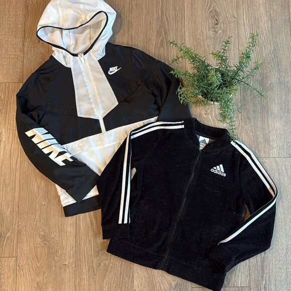 ((2 PIECE)) GIRLS JACKET BUNDLE NIKE AND ADIDAS SIZE MEDIUM - Picture 1 of 9